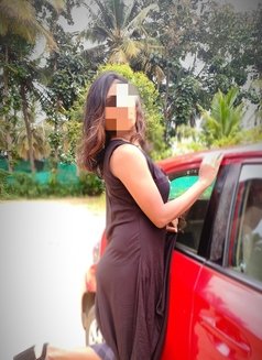 Angel - Transsexual escort in Bangalore Photo 3 of 8