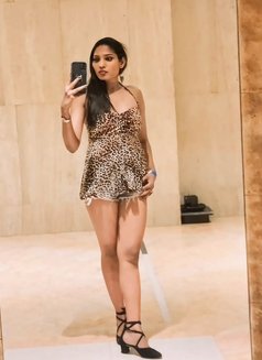 Angel - Transsexual escort in New Delhi Photo 2 of 5