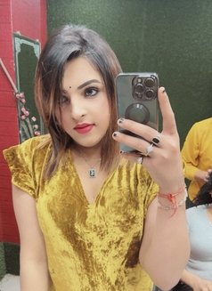 Angel - Transsexual escort in New Delhi Photo 1 of 13