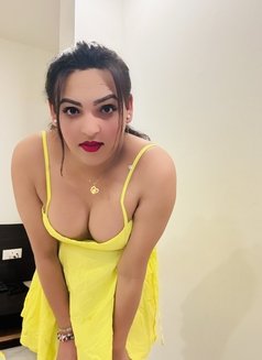 Angel - Transsexual escort in New Delhi Photo 3 of 13