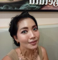 Angel - escort in Bali