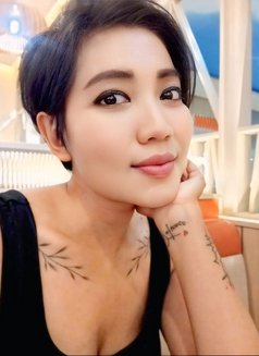 Angel - escort in Bali Photo 5 of 6