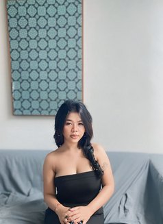 Angel - escort in Bali Photo 6 of 7