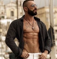italian gay boys escort in coppia milano italian gay boys escort in coppia milano