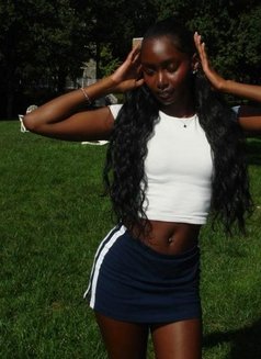 Angel 🟢 Kasarani in ❣️ & Out Sex Video - escort in Nairobi Photo 2 of 7