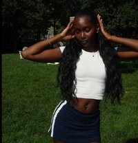 Angel 🟢 Kasarani in ❣️ & Out Sex Video - puta in Nairobi