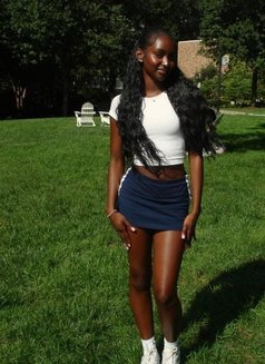 Angel 🟢 Kasarani in ❣️ & Out Sex Video - escort in Nairobi Photo 6 of 7