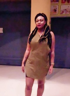 Angel - escort in Pune Photo 3 of 8