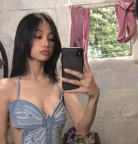 Angel ( Meet & Cumshow ) Available 🥵 - escort in Manila