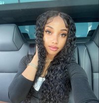 Mimi - escort in Muscat