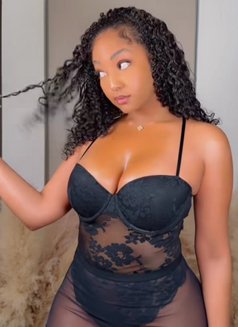 Angel - escort in Chandigarh Photo 4 of 9