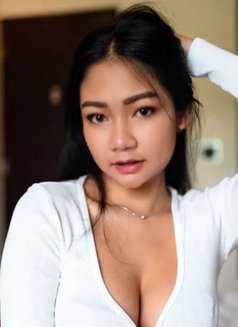 Angel Poly - puta in Pattaya Photo 4 of 5