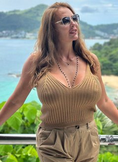 Angel - escort in Phuket Photo 25 of 28