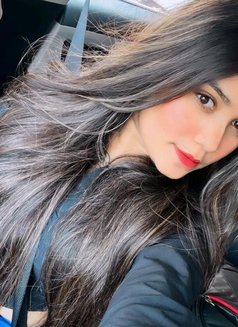 Angel - escort in Pune Photo 4 of 10