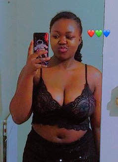 Angel - escort in Johannesburg Photo 1 of 3