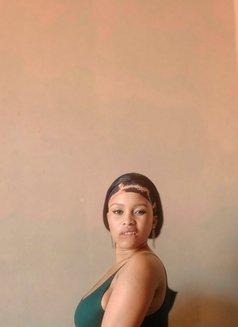 Angel - escort in Johannesburg Photo 3 of 7