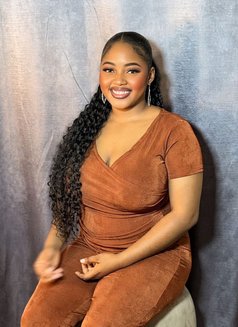 Angel Spintex - puta in Accra Photo 7 of 9