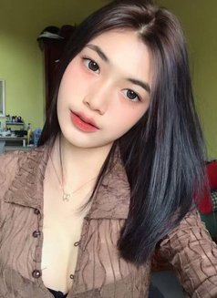 Angel - escort in Kuala Lumpur Photo 1 of 3