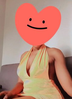 Angel - puta in Kampala Photo 6 of 6