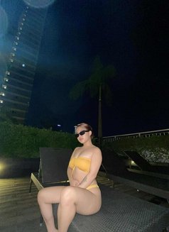 Angel wei - puta in Makati City Photo 2 of 2