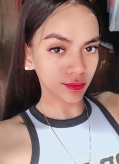 Angela 01 - Acompañantes transexual in Manila Photo 4 of 7