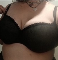 Angela - escort in Dammam