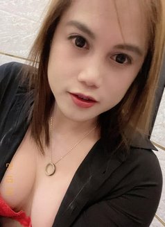 Angela - Transsexual escort in Dammam Photo 6 of 13