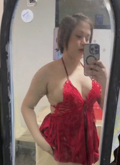 Angela - Transsexual escort in Dammam Photo 12 of 13