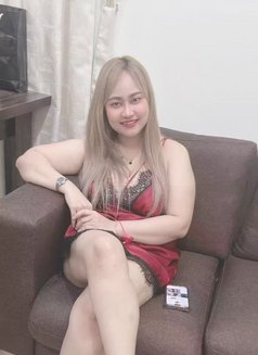 Angela Eyu - escort agency in Doha Photo 6 of 10