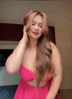 Angela - masseuse in Al Manama Photo 9 of 9