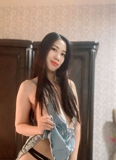 Angela - escort in Dubai Photo 5 of 8