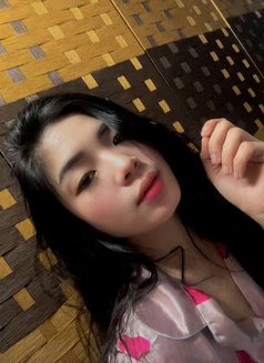 Angela - puta in Dubai Photo 1 of 8