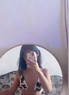 Angela - Transsexual escort in Manila Photo 4 of 5