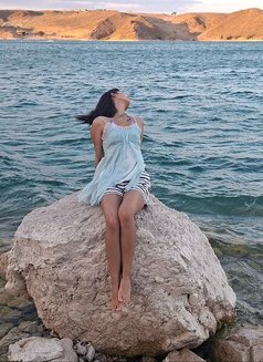 Angela - escort in Dubai Photo 9 of 14