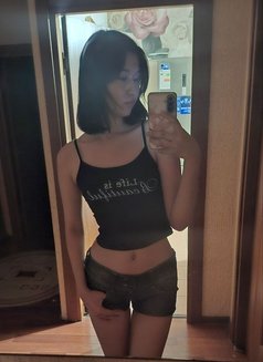 Angela - escort in Dubai Photo 12 of 14