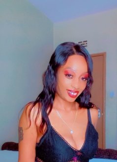 Angela - escort in Nairobi Photo 2 of 3