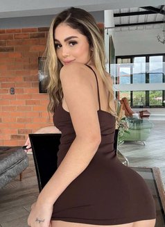 Angela - masseuse in İstanbul Photo 1 of 7