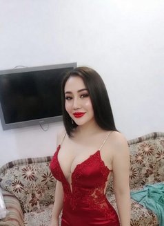 Angela - escort in Mumbai Photo 4 of 5