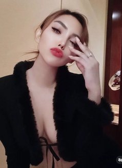 Angela Summer - escort in Singapore Photo 7 of 8