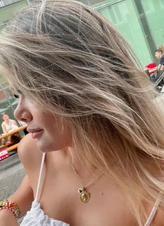 Angela - escort in Al Manama Photo 5 of 5