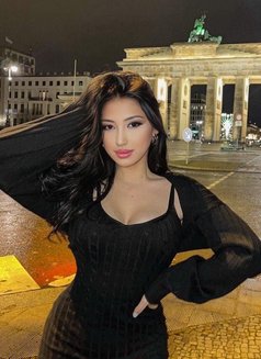 Angela Vi̇p - escort in İstanbul Photo 7 of 9