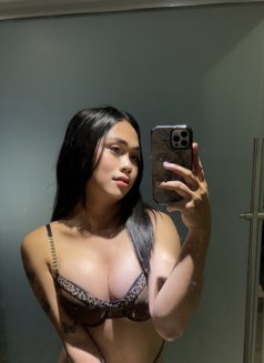 Angela69 - Transsexual escort in Kuala Lumpur Photo 9 of 9