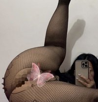 BENZ in Al Ghubra - escort in Muscat