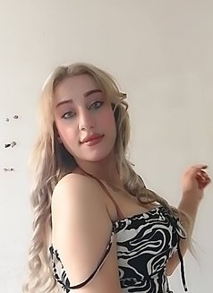 Angelena - adult performer in Beirut Photo 2 of 6