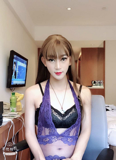 Angelia21 - Transsexual escort in Hong Kong Photo 10 of 20