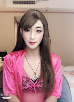 Angelia21 - Transsexual escort in Hong Kong Photo 14 of 20