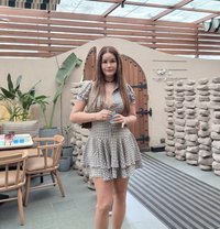 Angelic Bombshell Rosé Taylor - puta in Mumbai Photo 25 of 26