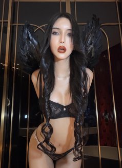 angelic - escort in Hong Kong Photo 11 of 12