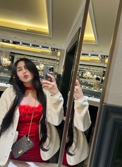 Angelic, student girl - escort in Macao Photo 14 of 16