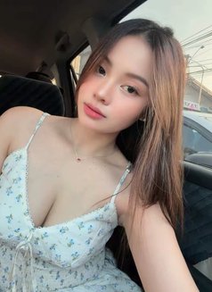 Angelica - escort in Manila Photo 1 of 9